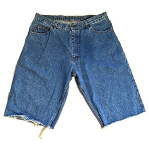 Cropped blue denim jean shorts